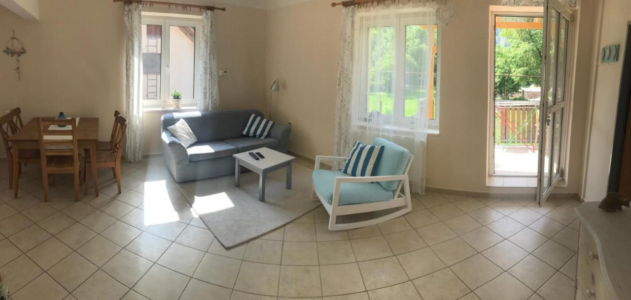 Srbsko Apartman U Reky מראה חיצוני תמונה
